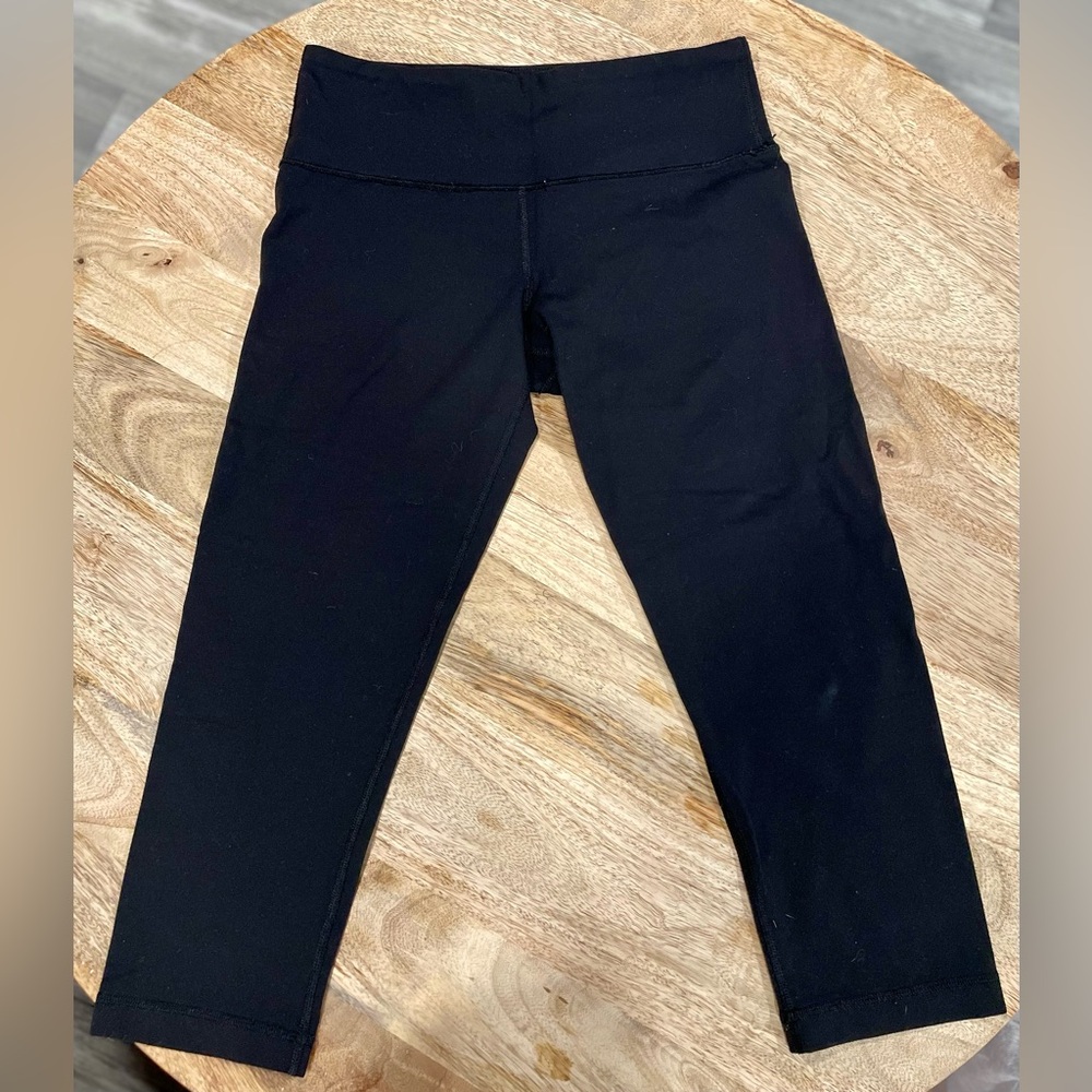Lululemon Black Crop Leggings